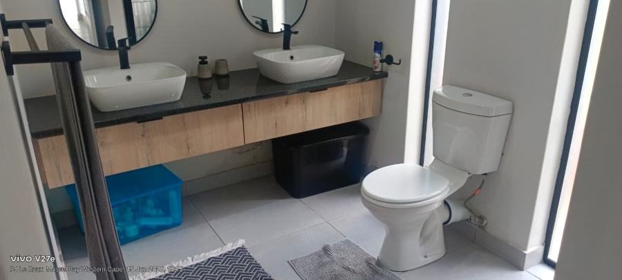 3 Bedroom Property for Sale in Menkenkop Western Cape